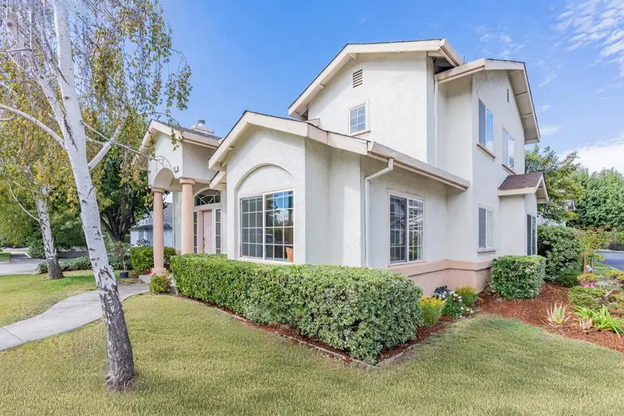 530 Devonshire Court, Mountain View, CA 94043 - Image #2