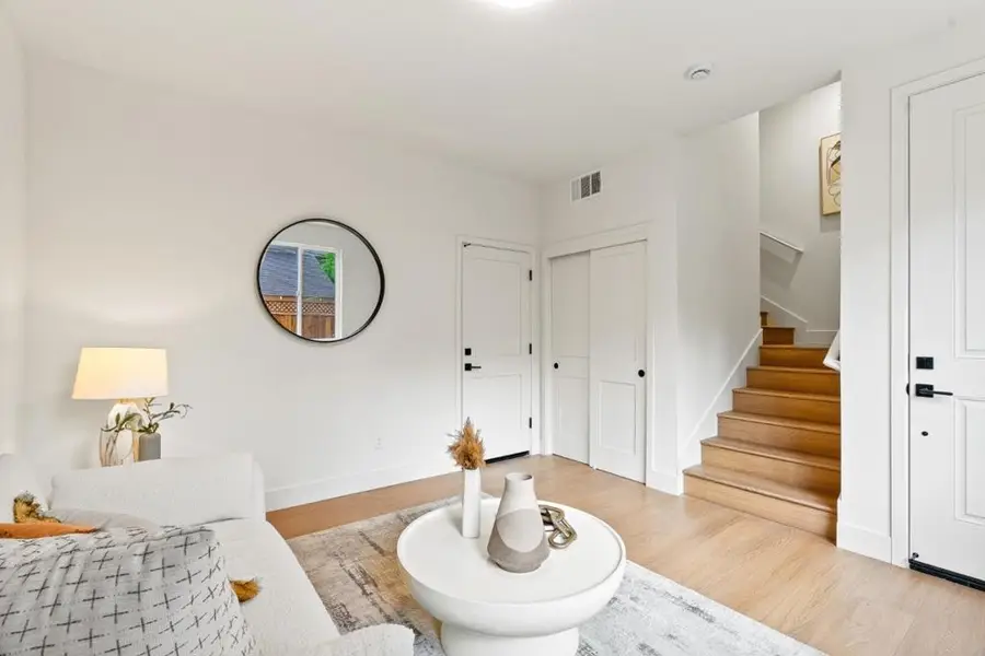 947 Woodside Road, Redwood City, CA 94061 - Image #3