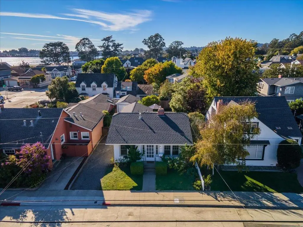 207 2nd Avenue, Santa Cruz, CA 95062 - Image #1
