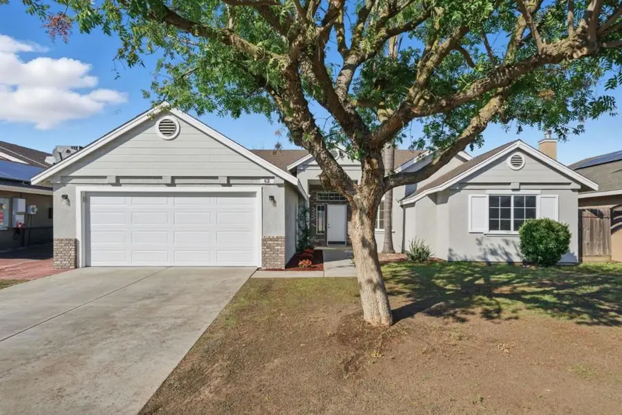 612 Saffron Street, Hanford, CA 93230 - Image #2