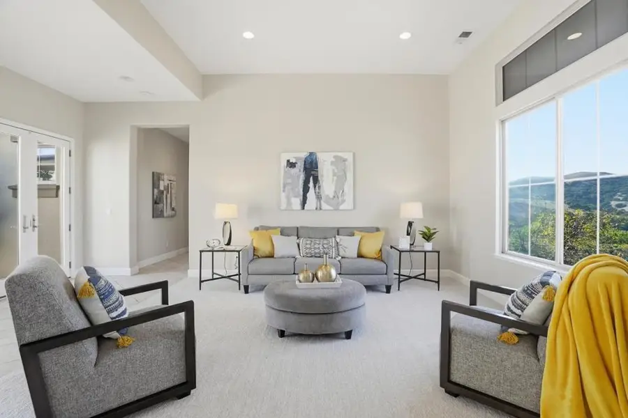 979 Via Rodriguez, San Juan Bautista, CA 95045 - Image #2