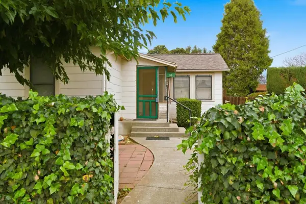 30 Chester Avenue, San Martin, CA 95046