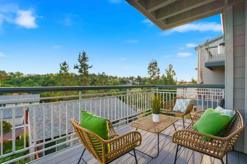 25067 Oakridge Court, Hayward, CA 94541 - Image #1