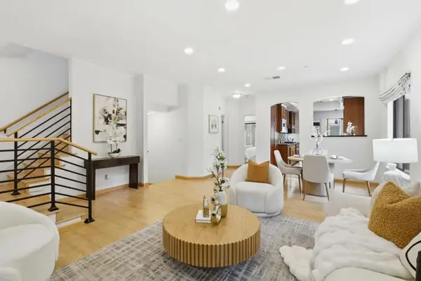 926 La Mesa Terrace #A, Sunnyvale, CA 94086