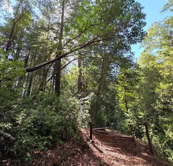 1140 Warren Drive, Santa Cruz, CA 95060