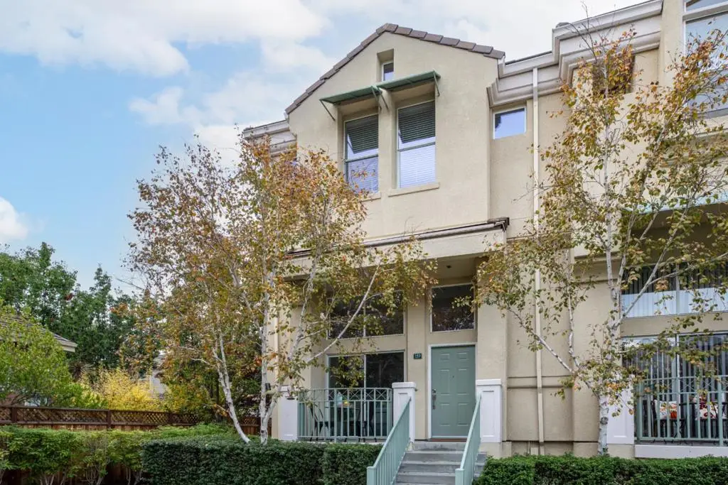 143 Frederick Court, Mountain View, CA 94043 - Image #1