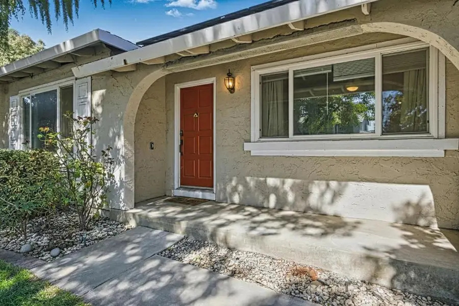 319 Churchill Place, Gilroy, CA 95020 - Image #2
