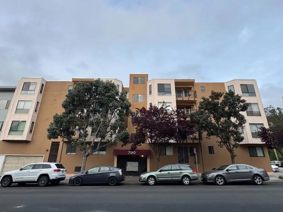 790 7th Avenue #404, San Francisco, CA 94118 - Image #2