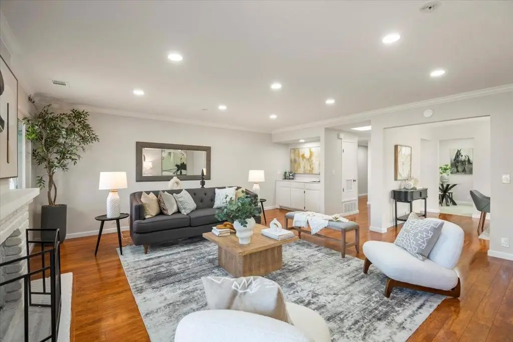 480 Lassen Street #6, Los Altos, CA 94022 - #1