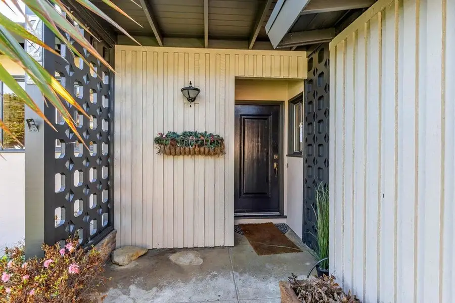 725 Palm Avenue, South San Francisco, CA 94080 - Image #2