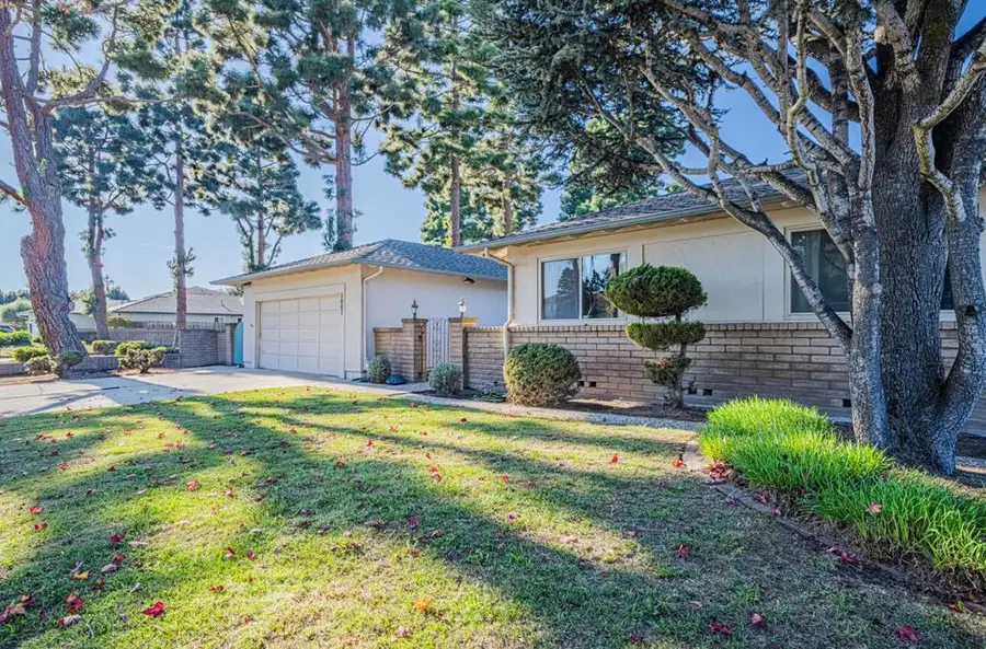 1007 Driftwood Place, Salinas, CA 93901 - Image #2