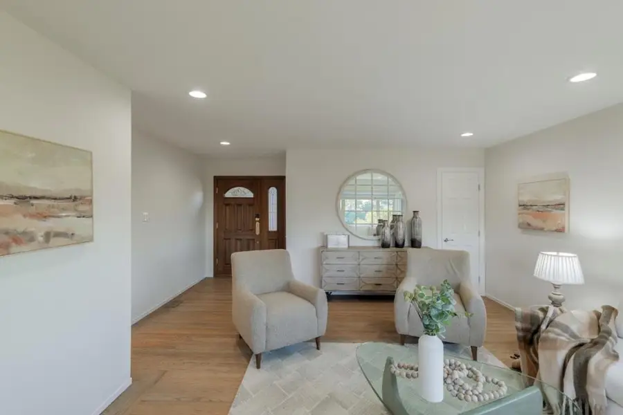 2331 Buena Vista Avenue, Belmont, CA 94002 - Image #3