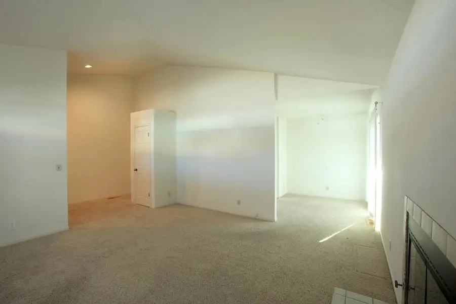 1516 Hilby Avenue, Seaside, CA 93955 - #3