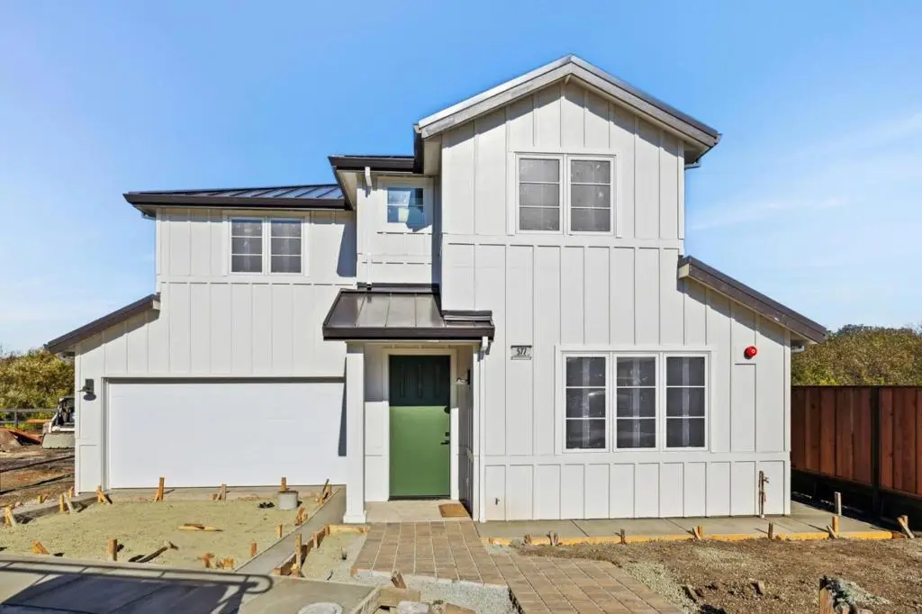 577 Creekside Court, Half Moon Bay, CA 94019 - Image #1
