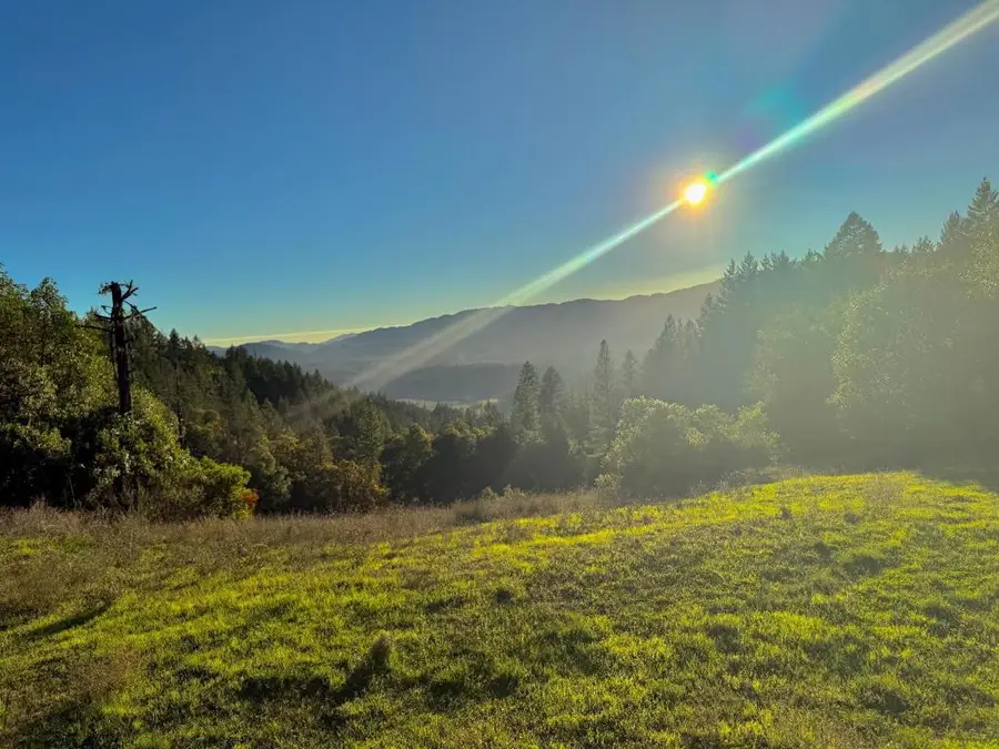 47211 Fox Rock Road, Laytonville, CA 95454 - Image #2