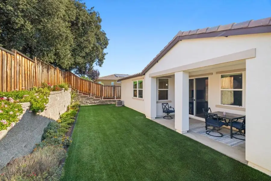 1110 Mcclellan, Hollister, CA 95023 - #2