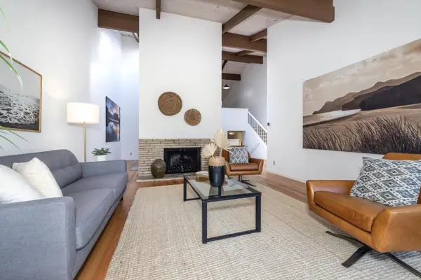 166 Sand Hill Circle, Menlo Park, CA 94025