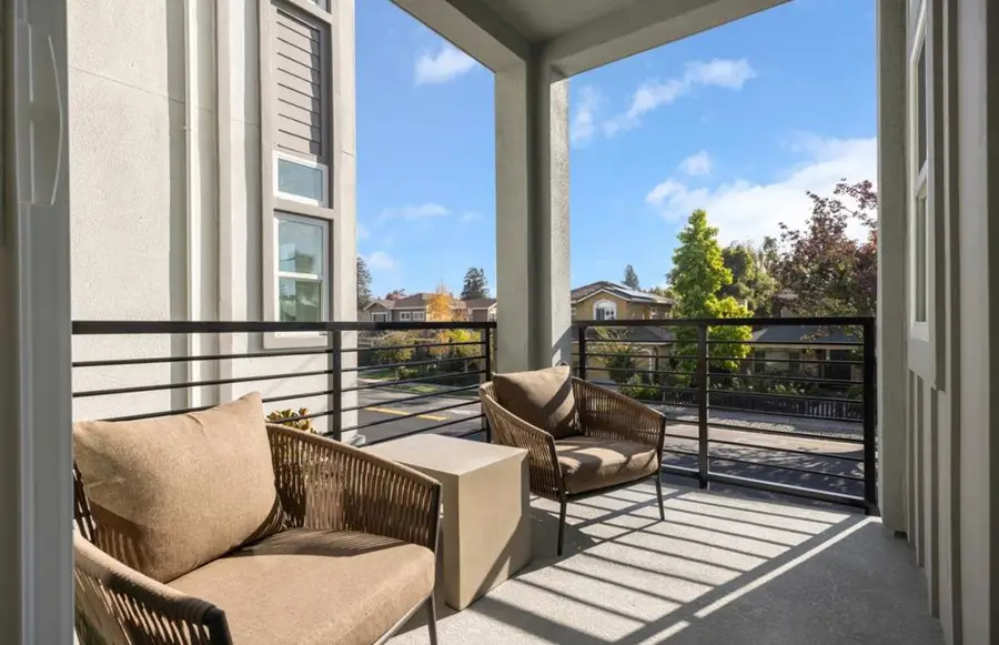 273 Llewellyn Avenue #010-18 Plan 2, Campbell, CA 95008 - #2