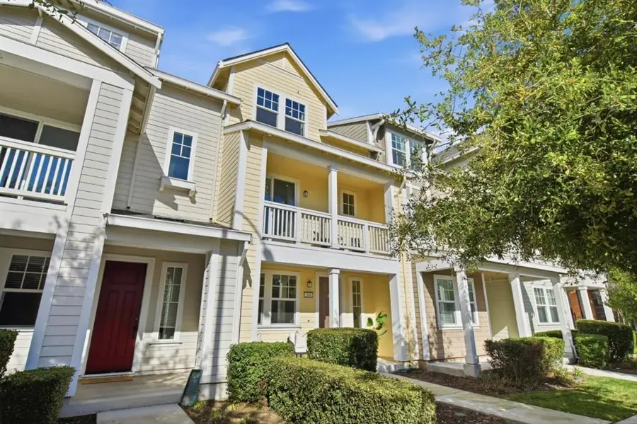 394 Circuit Way, Mountain View, CA 94043 - Image #3