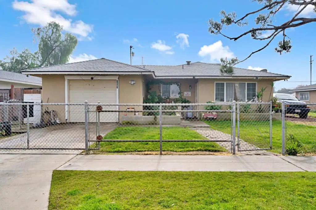 1007 Woodward, Fresno, CA 93706 - Image #1