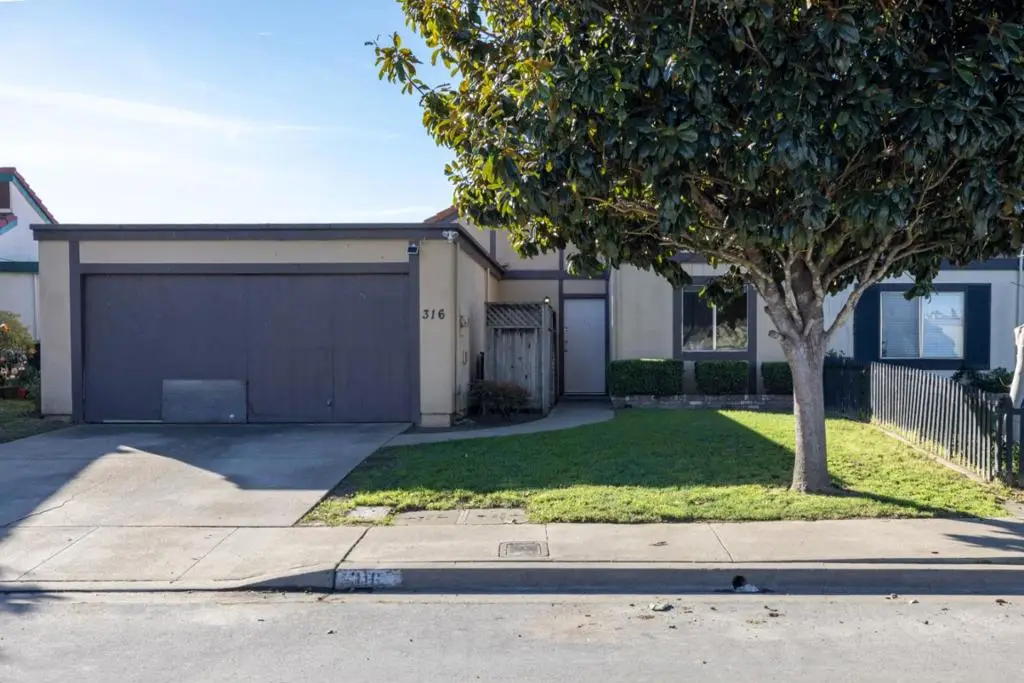 316 Quintero Circle, Salinas, CA 93906 - Image #1