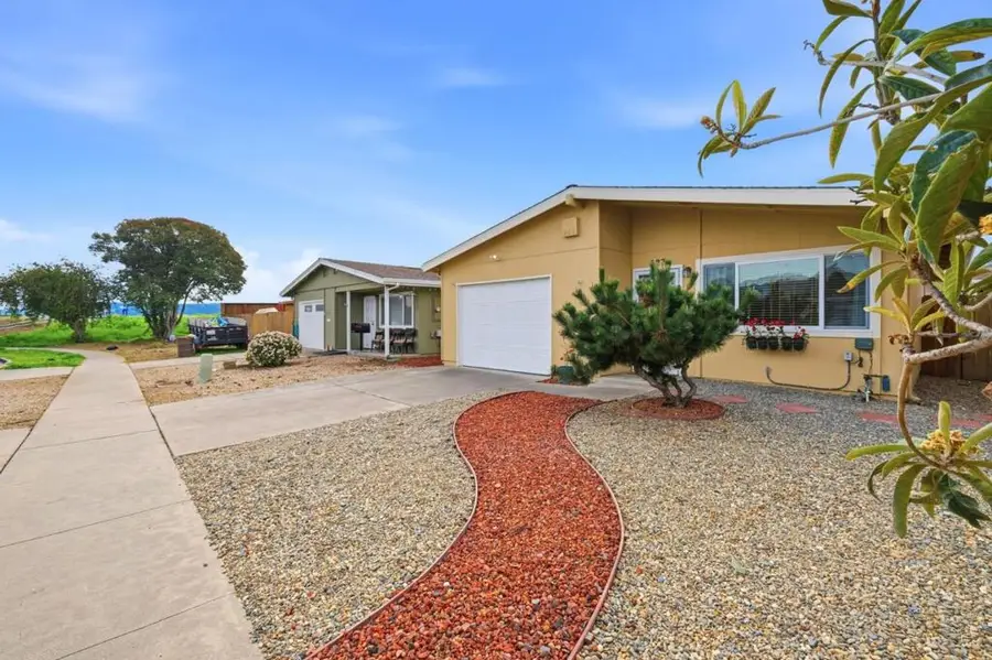 227 Hushbeck Avenue, Watsonville, CA 95076 - Image #2