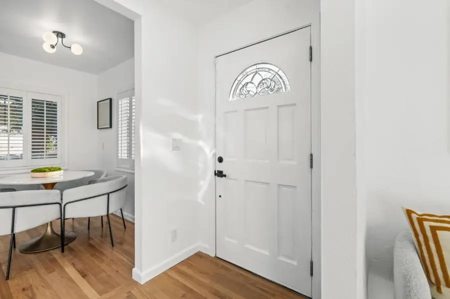 223 San Carlos Avenue, Redwood City, CA 94061 - #3