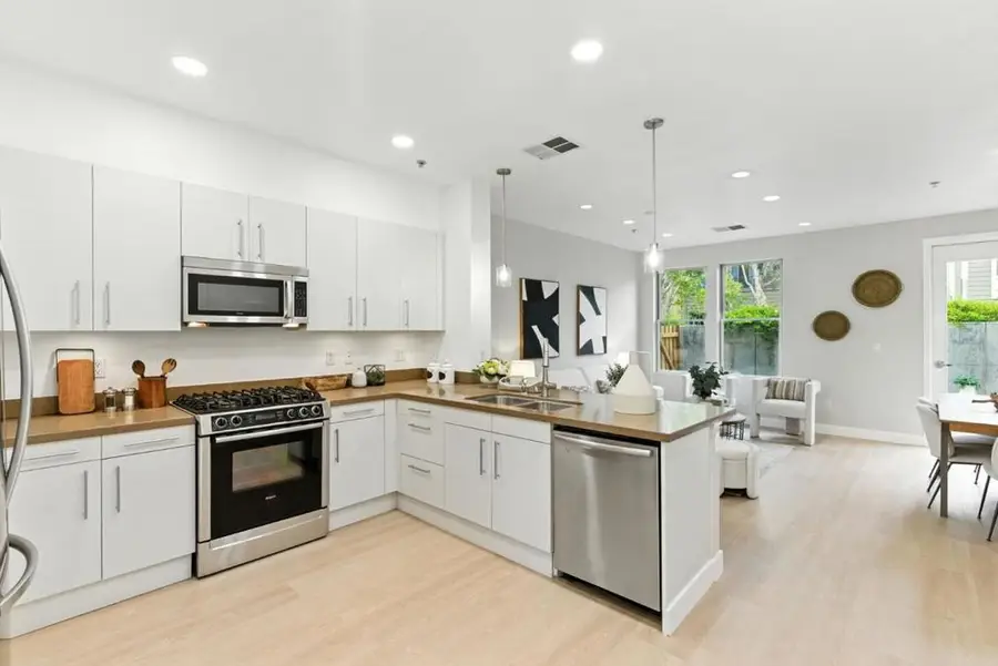 866 Altaire Walk, East Palo Alto, CA 94303 - #3