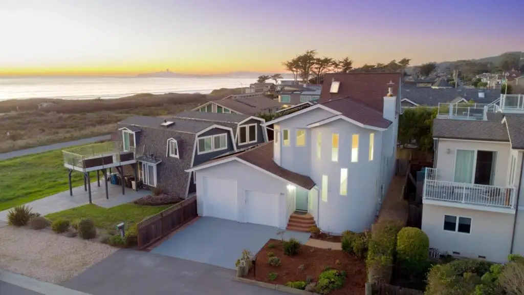 211 Washington Boulevard, Half Moon Bay, CA 94019 - #1