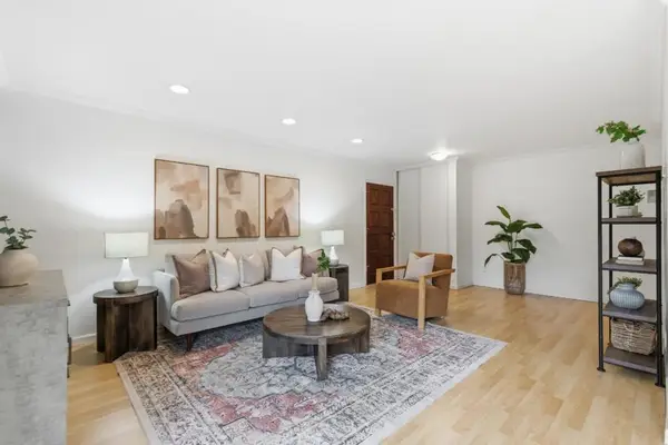 280 Easy Street #406, Mountain View, CA 94043