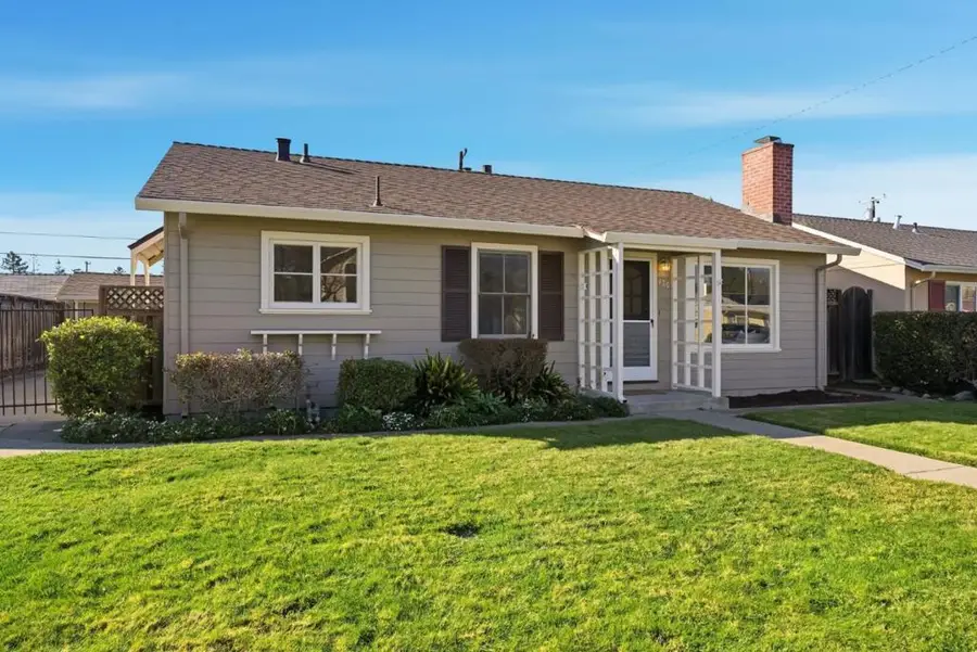 920 Blossom Drive, Santa Clara, CA 95050 - Image #2