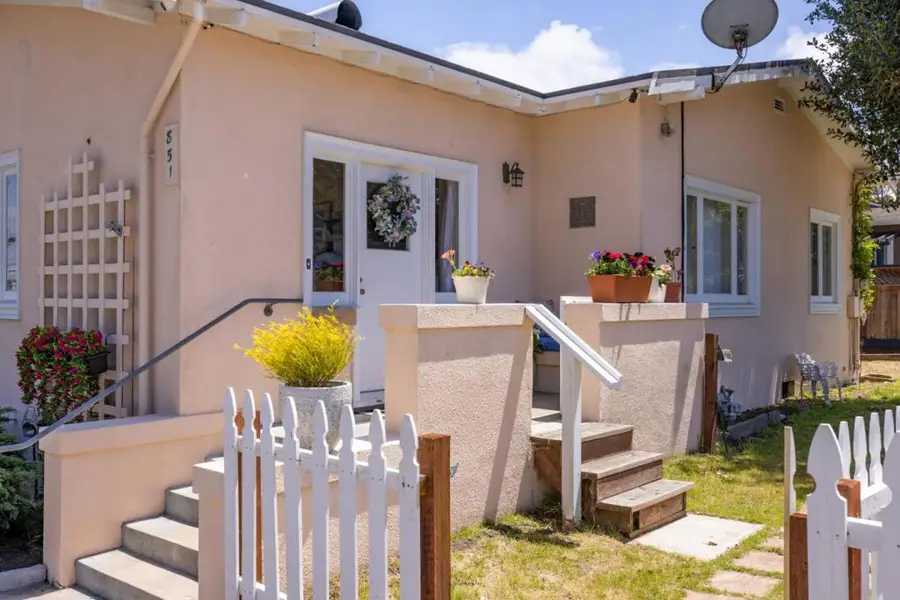 851 Laurel Avenue, Pacific Grove, CA 93950 - #3