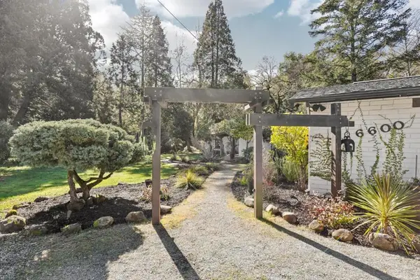 6600 Redwood Retreat Road, Gilroy, CA 95020