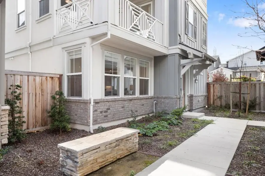 37599 Sand Drift Road, Newark, CA 94560 - Image #2