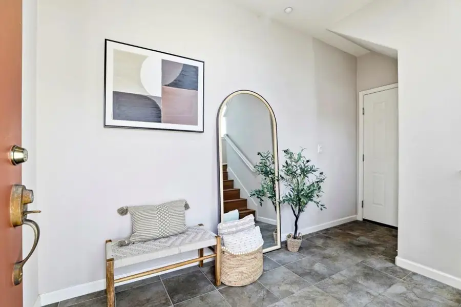 846 Font Terrace, San Jose, CA 95126 - Image #3