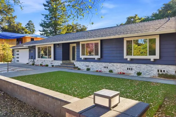 432 8th Avenue, Menlo Park, CA 94025