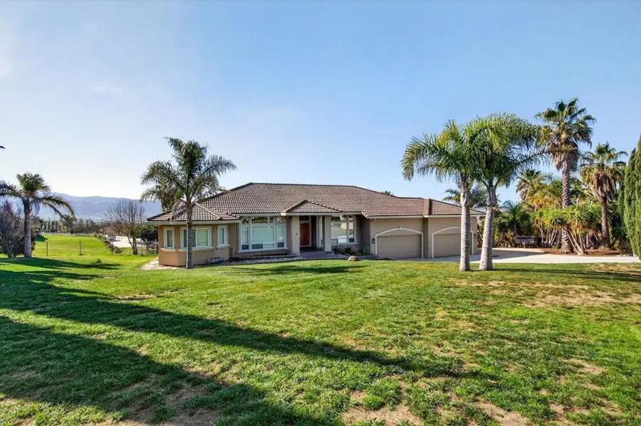 313 Taryn Court, Hollister, CA 95023 - Image #2