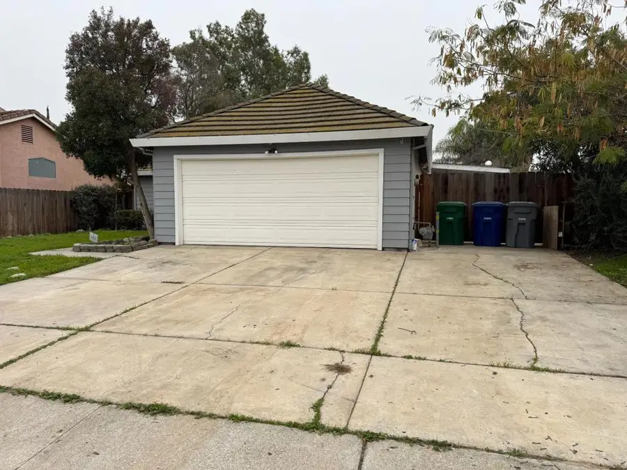 1429 Pintail Circle, Los Banos, CA 93635 - #3