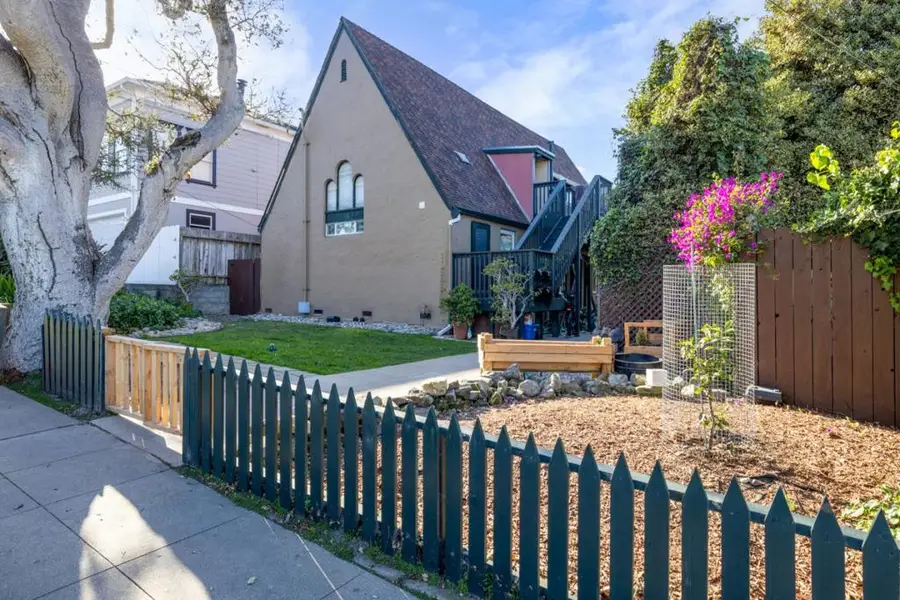 160 Monterey Avenue, Pacific Grove, CA 93950 - #2