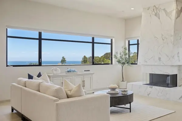 520 Lighthouse Avenue #301, Pacific Grove, CA 93950