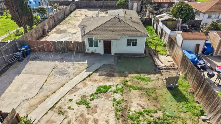 1046 C Street, Salinas, CA 93905 - #2