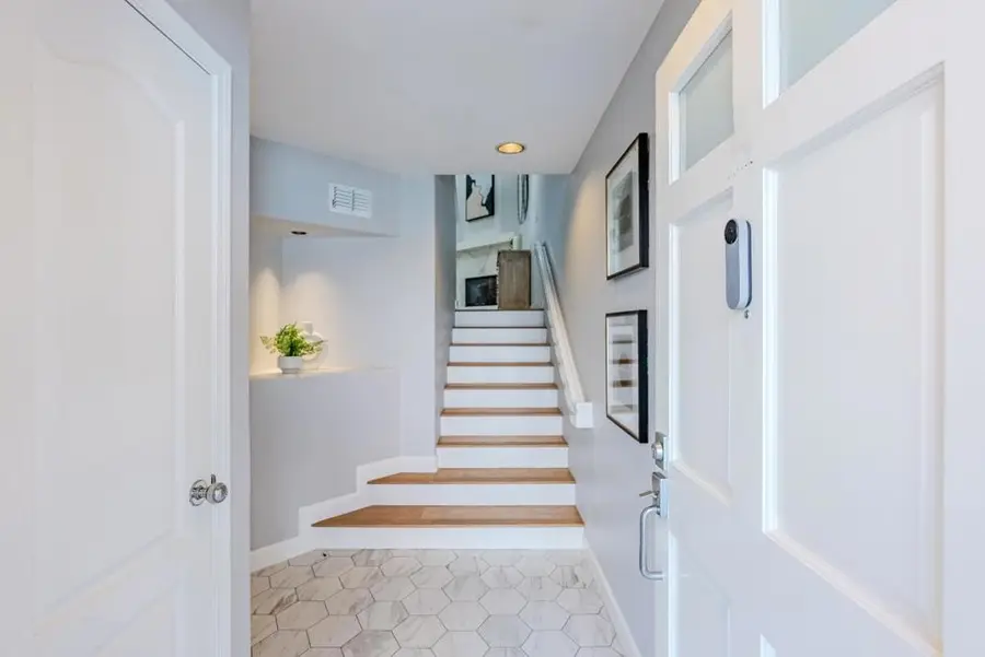 992 Alpine Terrace #5, Sunnyvale, CA 94086 - #2