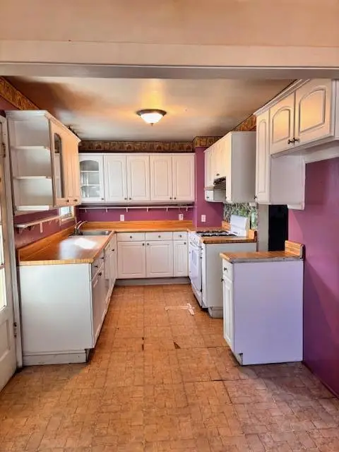 65 Bayshore Circle, San Bruno, CA 94066 - #3