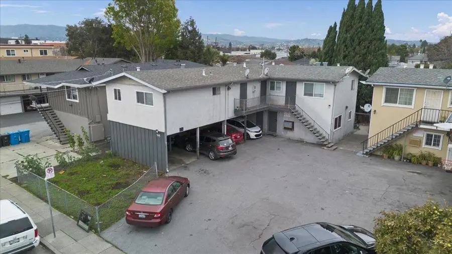 545 Hampshire Avenue, Redwood City, CA 94063 - #2