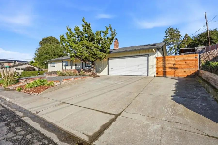 221 Pinon Avenue, Pinole, CA 94564 - #3