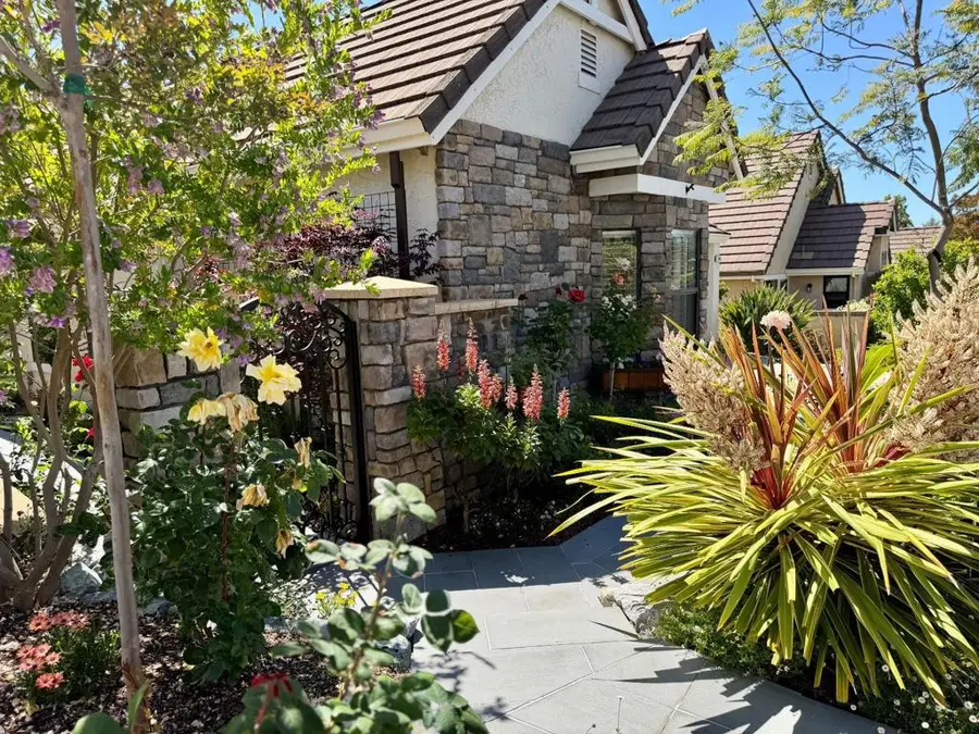 7945 Caledonia Drive, San Jose, CA 95135 - #2
