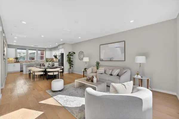 818 Gridley Terrace #4, Sunnyvale, CA 94085