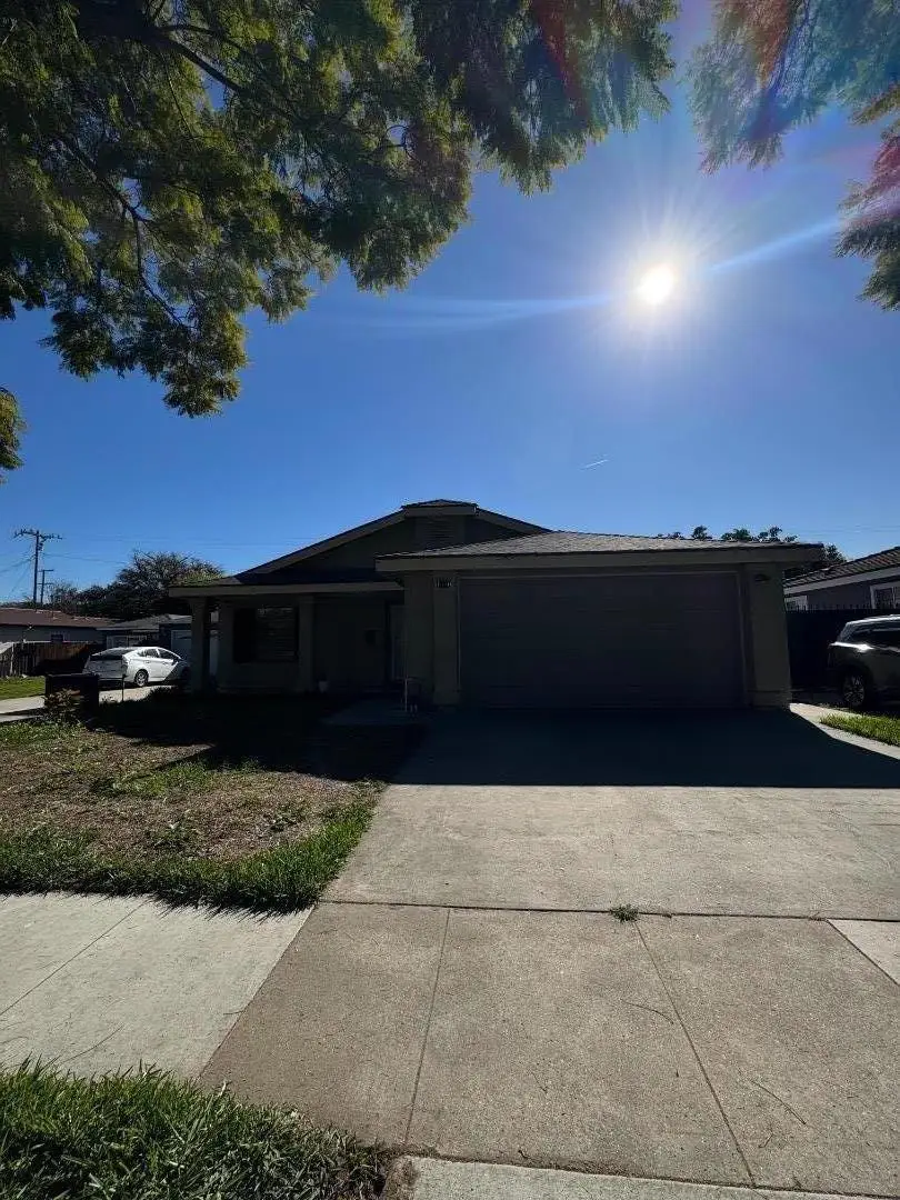 720 W Columbia Street, Long Beach, CA 90806 - #1