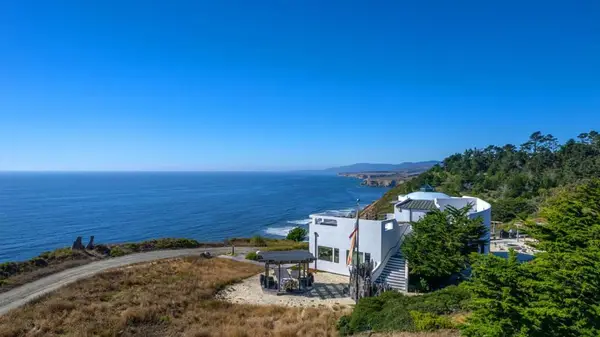 20075 Cabrillo Highway, Half Moon Bay, CA 94019