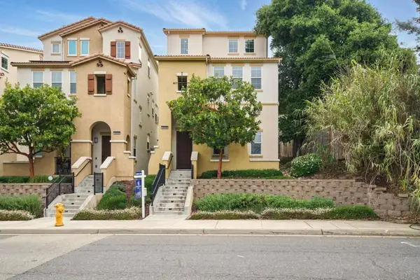 26540 Hayward Boulevard, Hayward, CA 94542